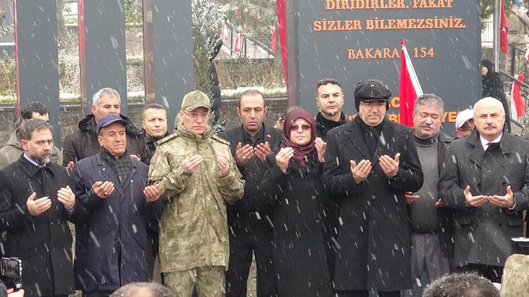 Dumlu Şehitliği, şehit yakınlarının gözyaşlarıyla açıldı